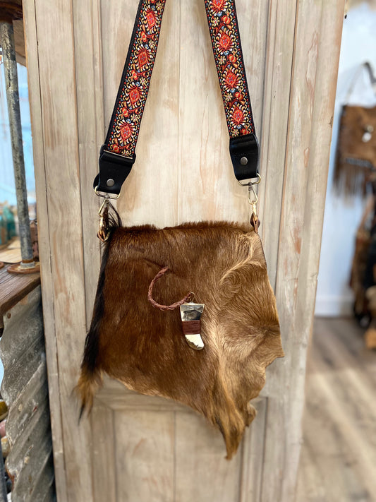 Gage XLG Crossbody #072