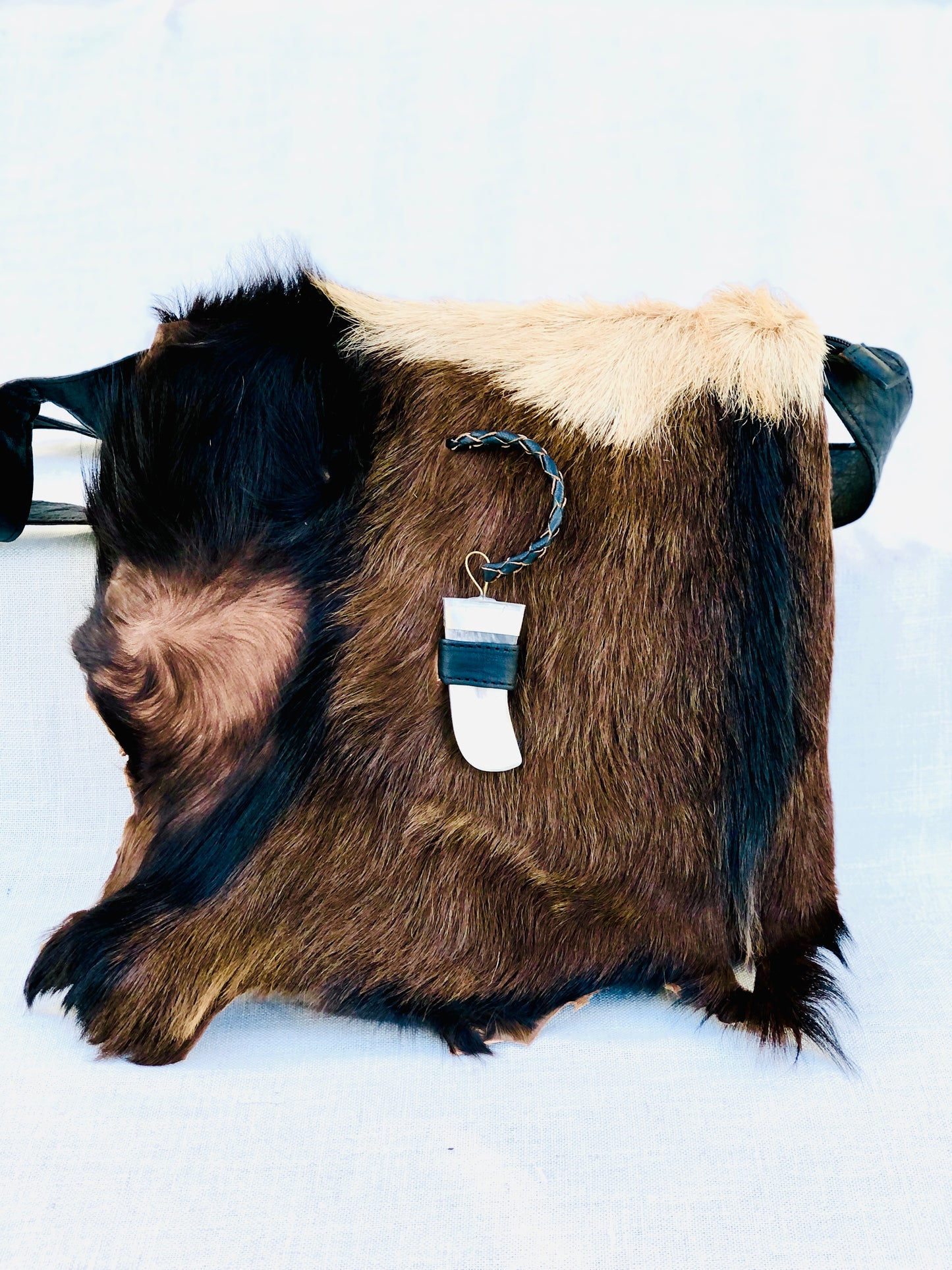 Gage XLG Crossbody #131